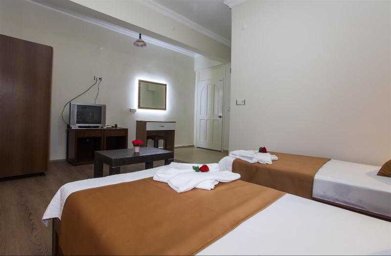 Boreas Suit Hotel Αλάνια Εξωτερικό φωτογραφία